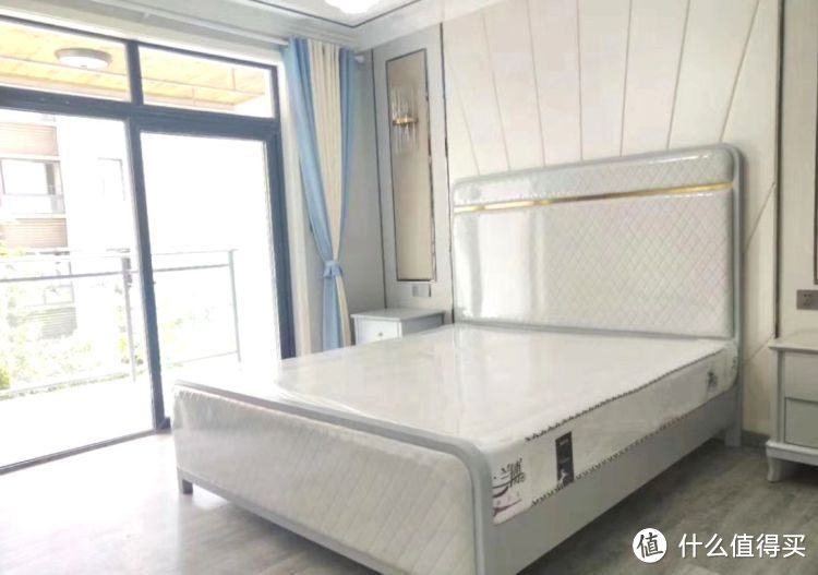 119㎡現代簡約三居室，20萬全包給熟人裝修，還沒開始入住先曬曬