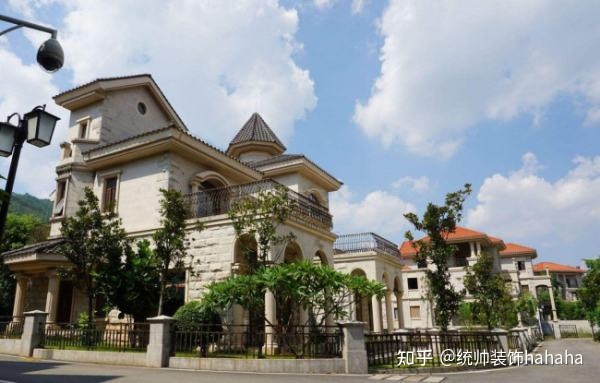 上海聯排別墅裝修設計公司哪家好？排名是真的嘛？
