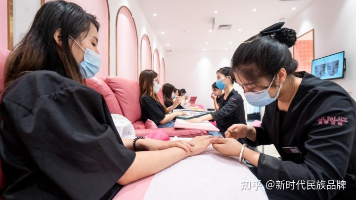 NAIL PALACE美甲宮殿凱德廣場云尚店，盛裝開業 品牌打造 全面升級