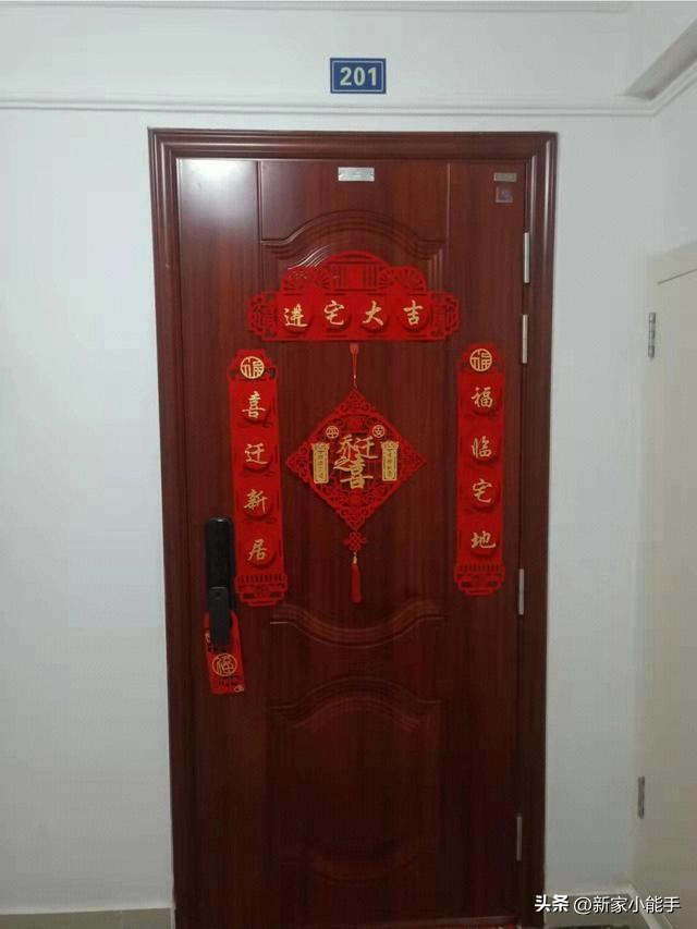 辛苦半年終于喬遷入住，不吊頂不做電視墻，簡單又省錢，很舒服